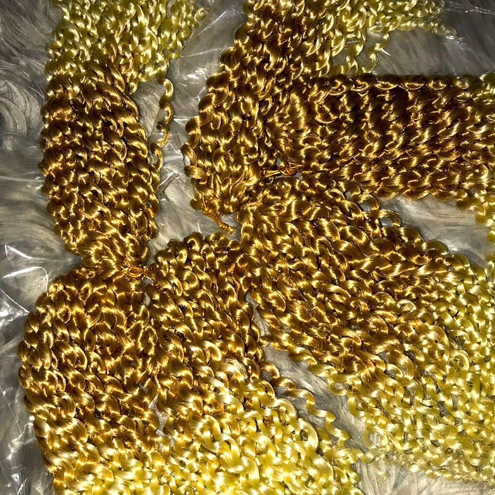 NWT 6 ombré marlybob crochet hair bundles